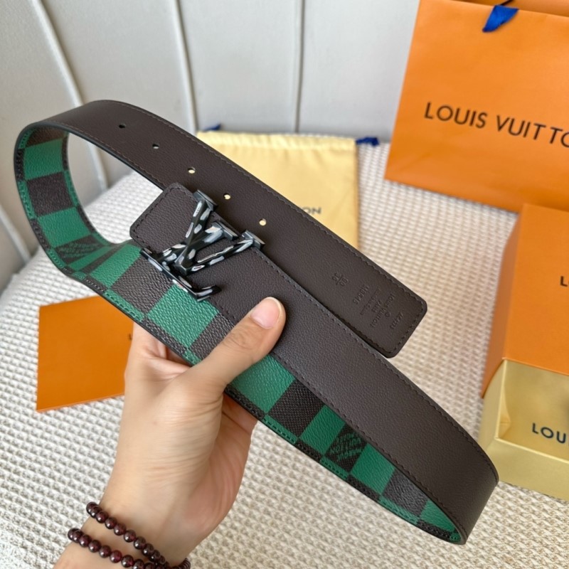 l0vis Vvtt0n belts
